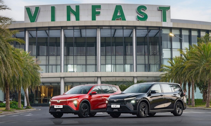 VinFast ra mắt phiên bản gia đình của Limo Green với tên gọi VF MPV 7 cùng giá 819 triệu đồng